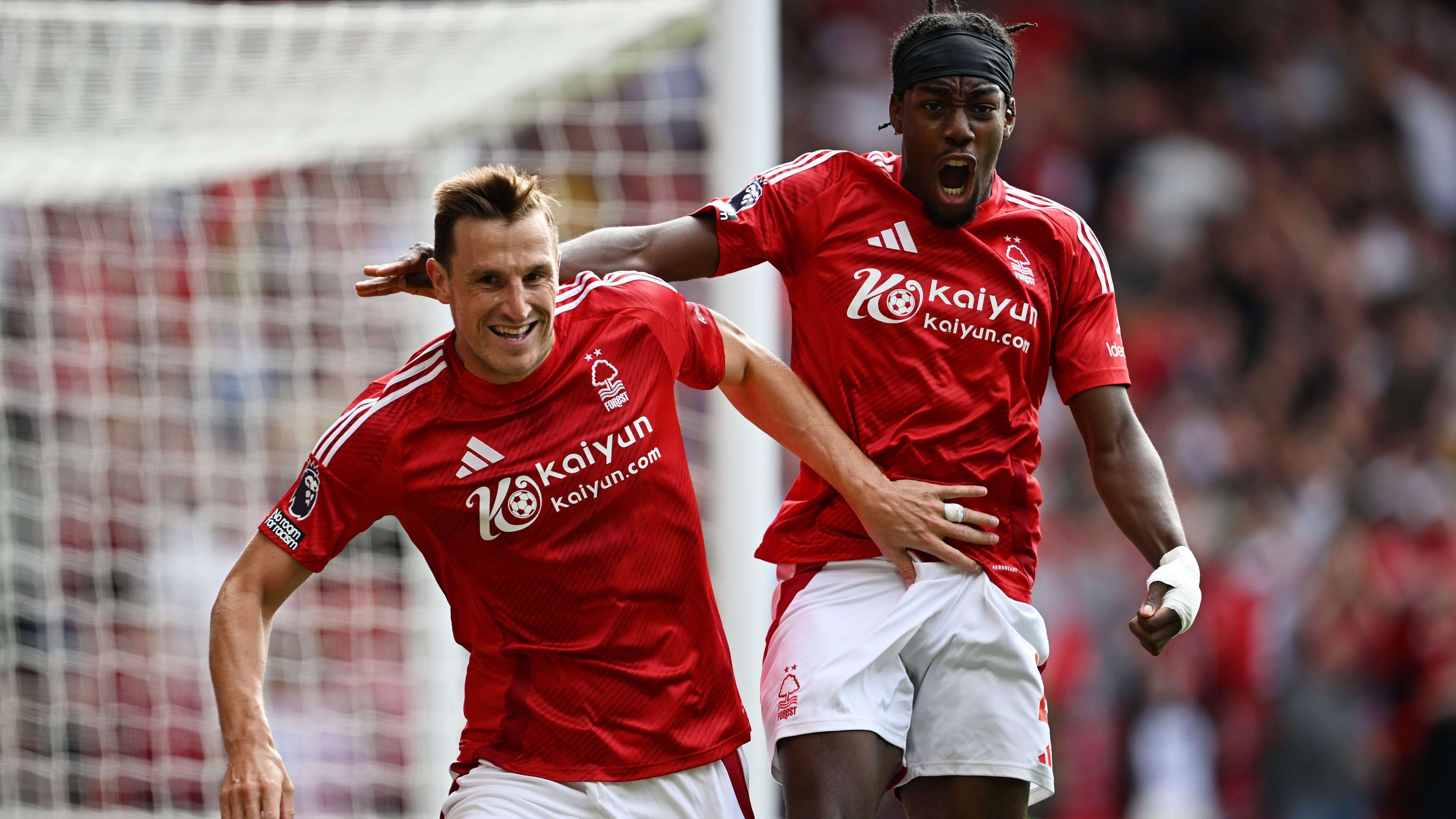 首发前锋约 首发前锋约