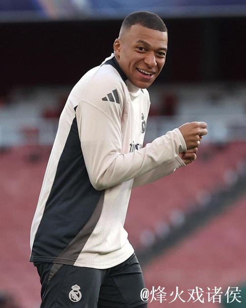 阿森纳力克拜仁勇夺欧冠5连胜,姆巴佩表现亮眼 阿森纳力克拜仁勇夺欧冠5连胜,姆巴佩表现亮眼